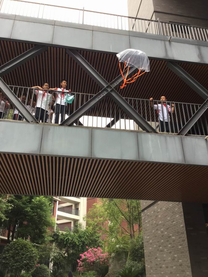 调整大小 旋转 图2:小组比赛.jpg