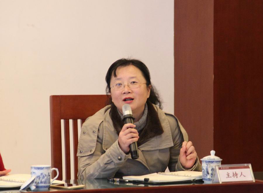 调整大小 2王岚副校长主持会议.jpg