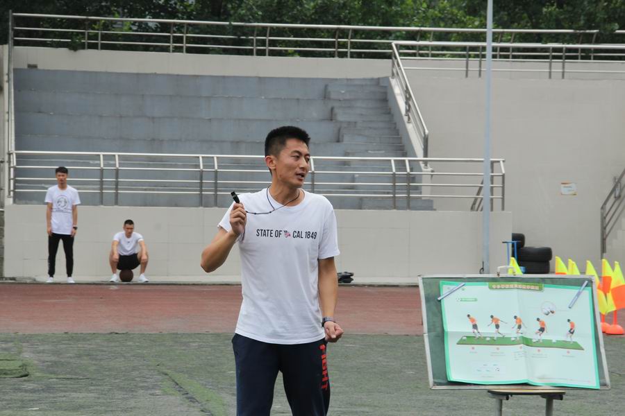 调整大小 李明海老师上课现场.JPG